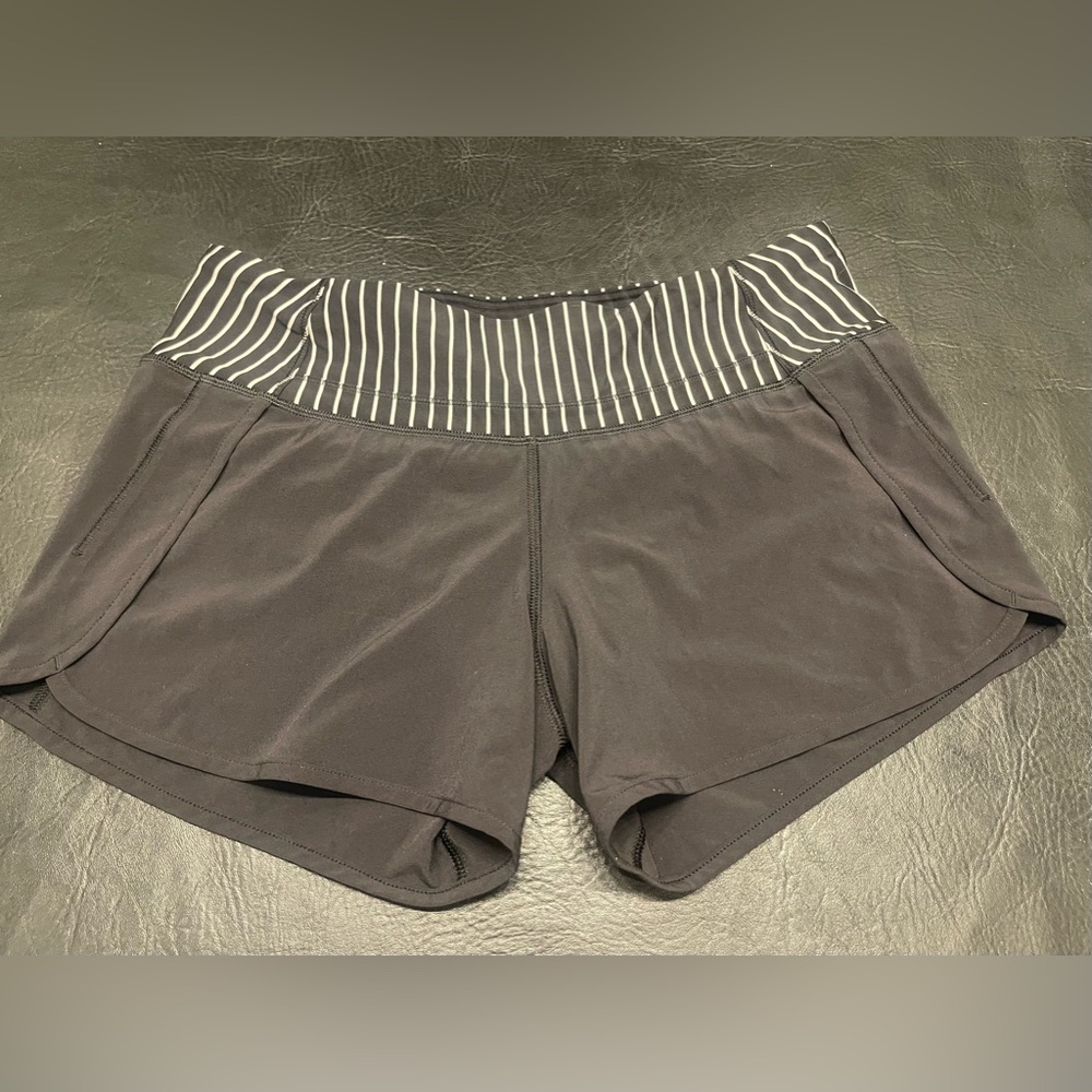 Lululemon woman’s shorts